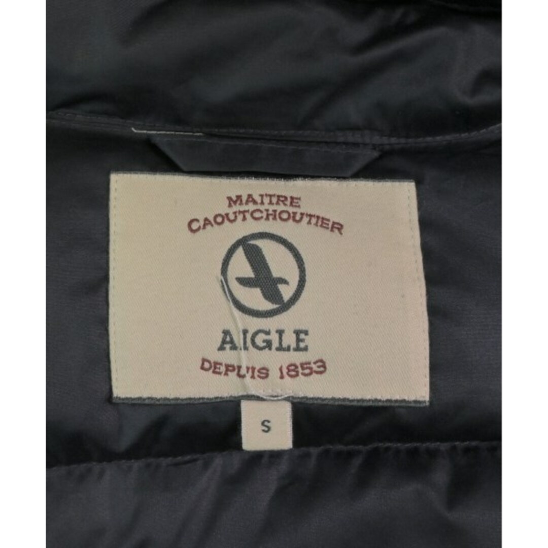 AIGLE(エーグル)のAIGLE エーグル ダウンジャケット/ダウンベスト S 紺 【古着】【中古】 レディースのジャケット/アウター(ダウンジャケット)の商品写真