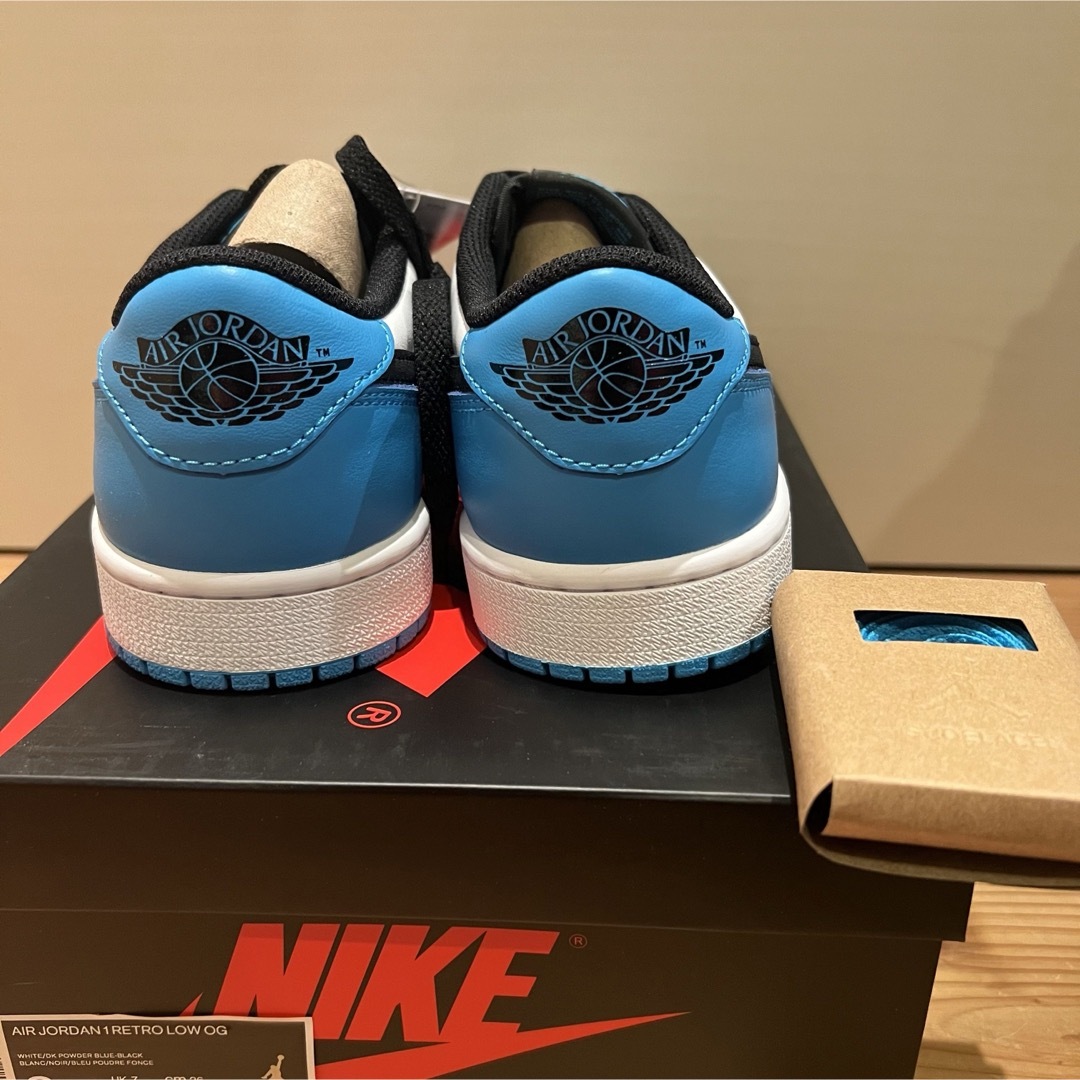 NIKE(ナイキ)のNike Air Jordan 1 Low OG "Black and UNC" メンズの靴/シューズ(スニーカー)の商品写真