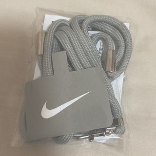 新品　NIKE ロングスマホストラップ　グレー　スマホショルダー