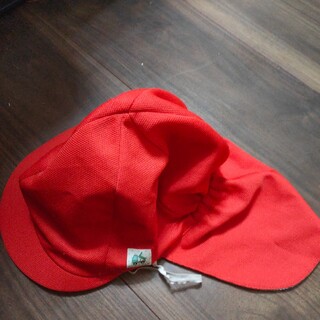 カラー帽子赤(帽子)