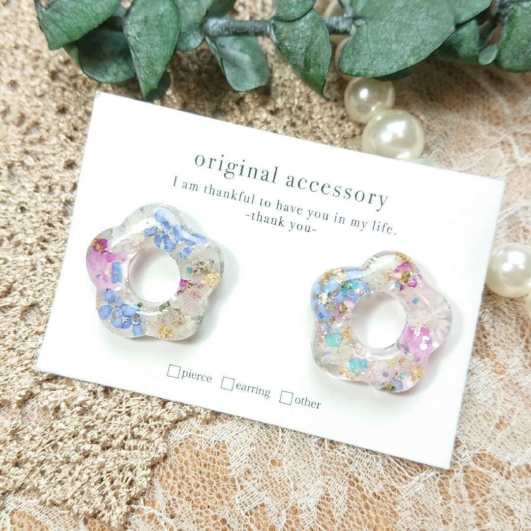 #3327/ハンドメイド♡押し花ドライフラワーレジンピアス ハンドメイドのアクセサリー(ピアス)の商品写真