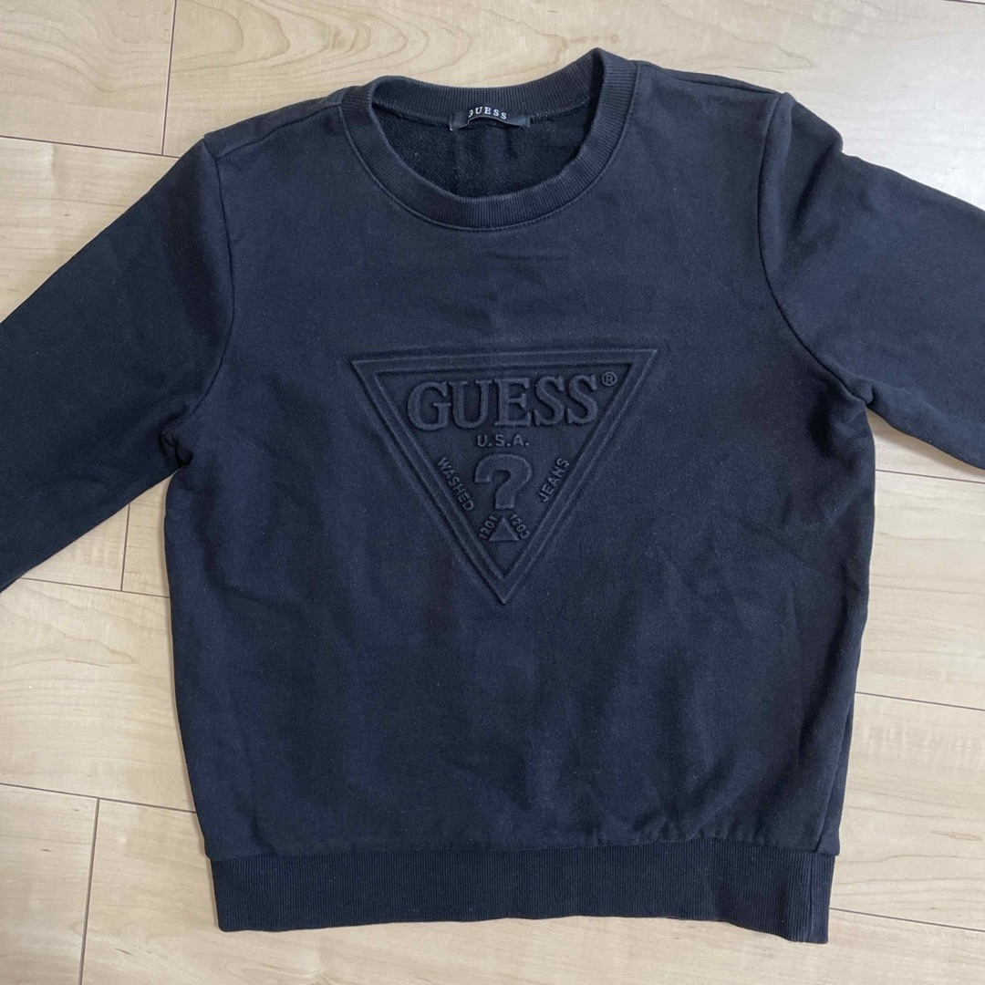 GUESS(ゲス)のGUESSトレーナー レディースのトップス(トレーナー/スウェット)の商品写真