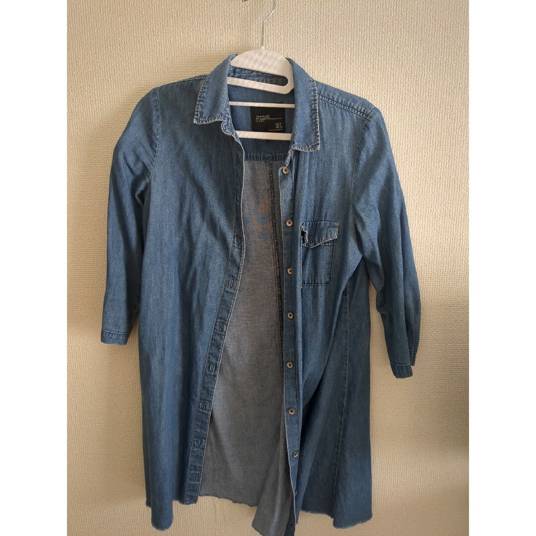 ZARA(ザラ)のZARA　デニムシャツ レディースのトップス(シャツ/ブラウス(長袖/七分))の商品写真