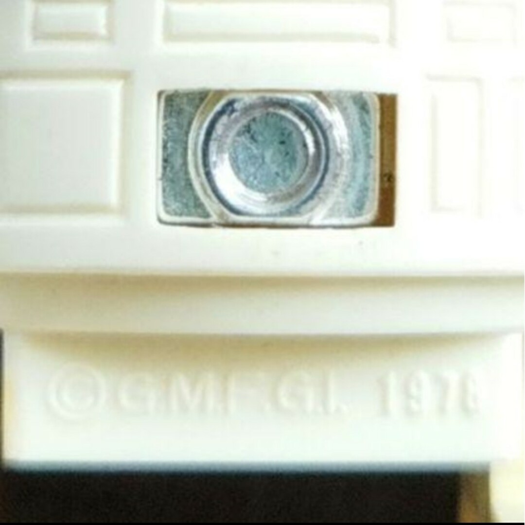 Takara Tomy(タカラトミー)のスター・ウォーズ R2-D2 ゼンマイ式おもちゃ 1978年製 タカラ エンタメ/ホビーのフィギュア(SF/ファンタジー/ホラー)の商品写真