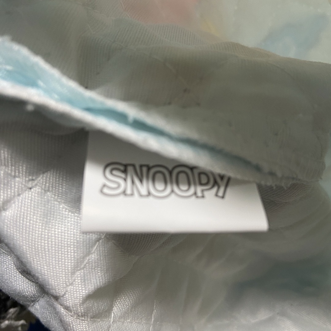 SNOOPY(スヌーピー)の新品　スヌーピー　キルト　レッスンバッグ　シューズバッグ　ネームラベル付き キッズ/ベビー/マタニティのこども用バッグ(レッスンバッグ)の商品写真