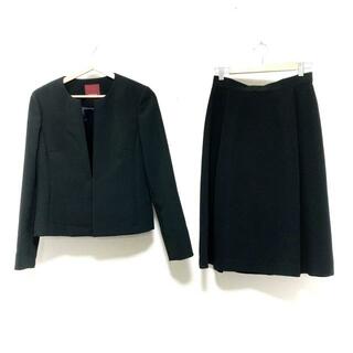 アマカ(AMACA)のAMACA(アマカ) スカートスーツ レディース美品  - 黒(スーツ)