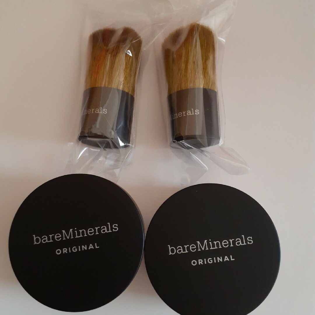 bareMinerals(ベアミネラル)のベアミネラル　オリジナル　ファンデーション コスメ/美容のベースメイク/化粧品(ファンデーション)の商品写真