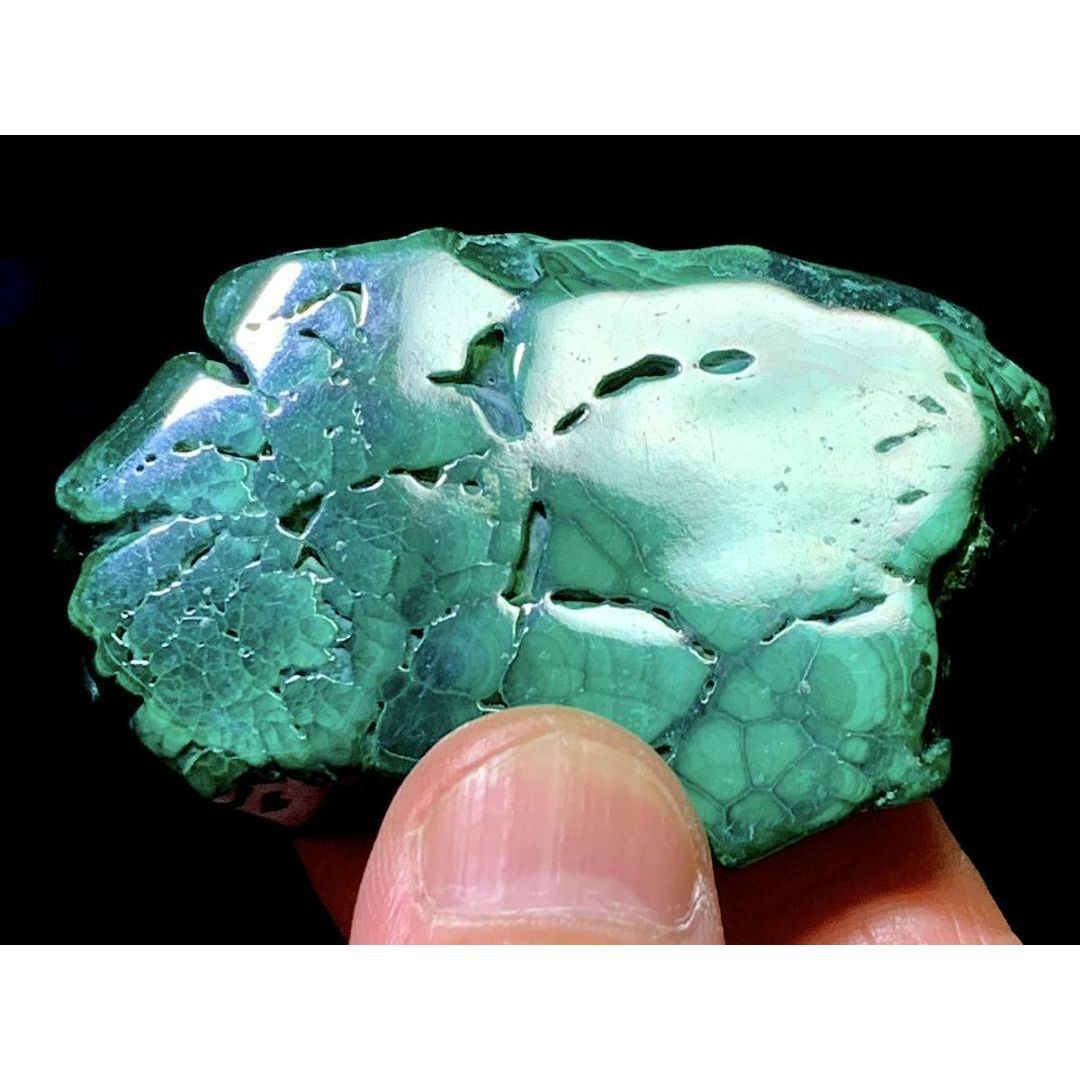 研磨された孔雀石・61g（中国産鉱物標本） エンタメ/ホビーのコレクション(その他)の商品写真