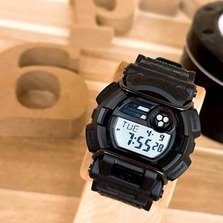 ジーショック(G-SHOCK)のレア【カシオ×ハフ】限定コラボ ジーショック 腕時計 GD-400HUF 黒(腕時計(デジタル))