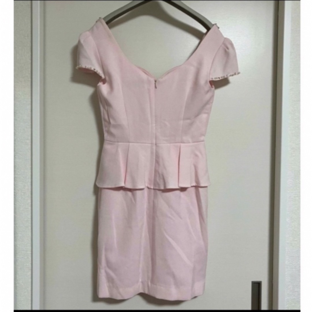 JEWELS(ジュエルズ)のbeyond IRMA新品未使用ピンクミニドレス キャバ嬢　タイトミニドレス レディースのフォーマル/ドレス(ナイトドレス)の商品写真