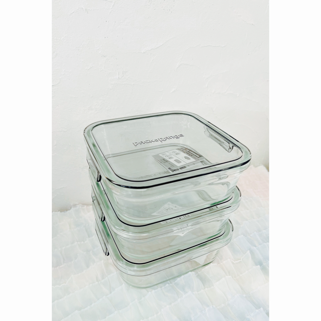 Pyrex(パイレックス)のiwakiイワキ耐熱ガラス保存容器　クールグレー1.2L×3 インテリア/住まい/日用品のキッチン/食器(容器)の商品写真