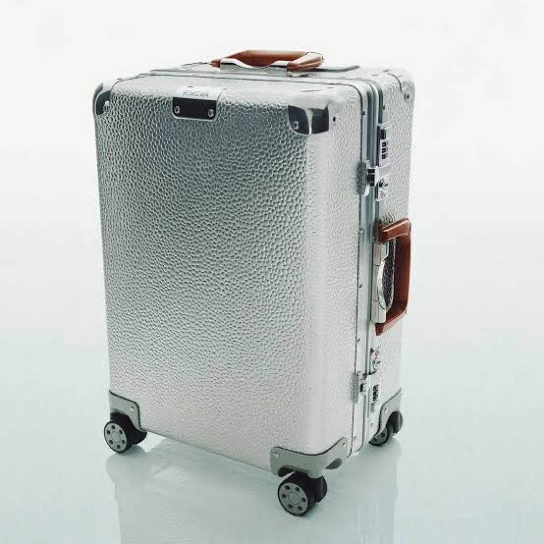 RIMOWA - 【世界限定】rimowa hammerschlag 33Lの通販 by RIMOWA - 【世界限定】rimowa hammerschlag 33Lの通販 by