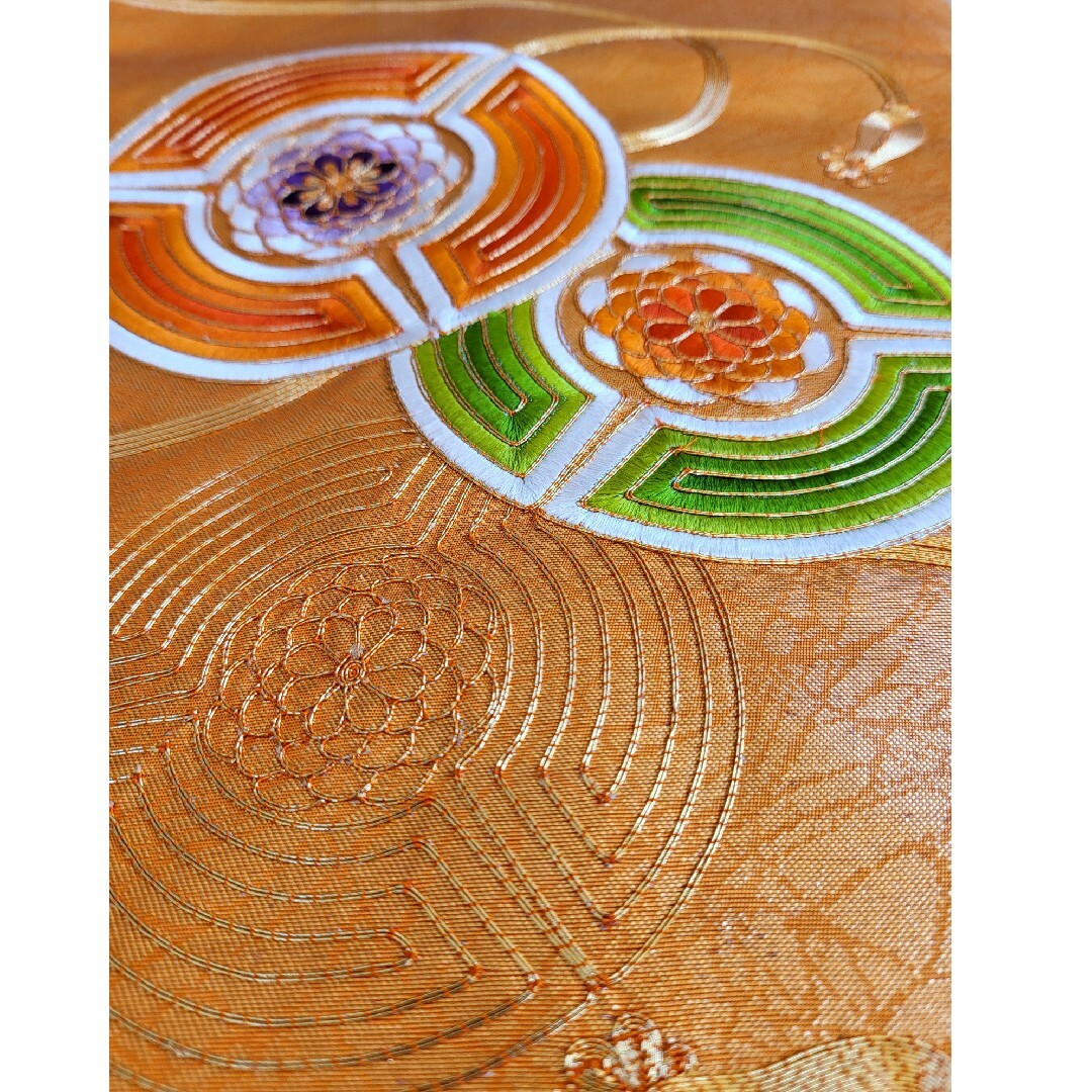 豪華金駒刺繍 九寸名古屋帯 オレンジ×ゴールド レディースの水着/浴衣(帯)の商品写真
