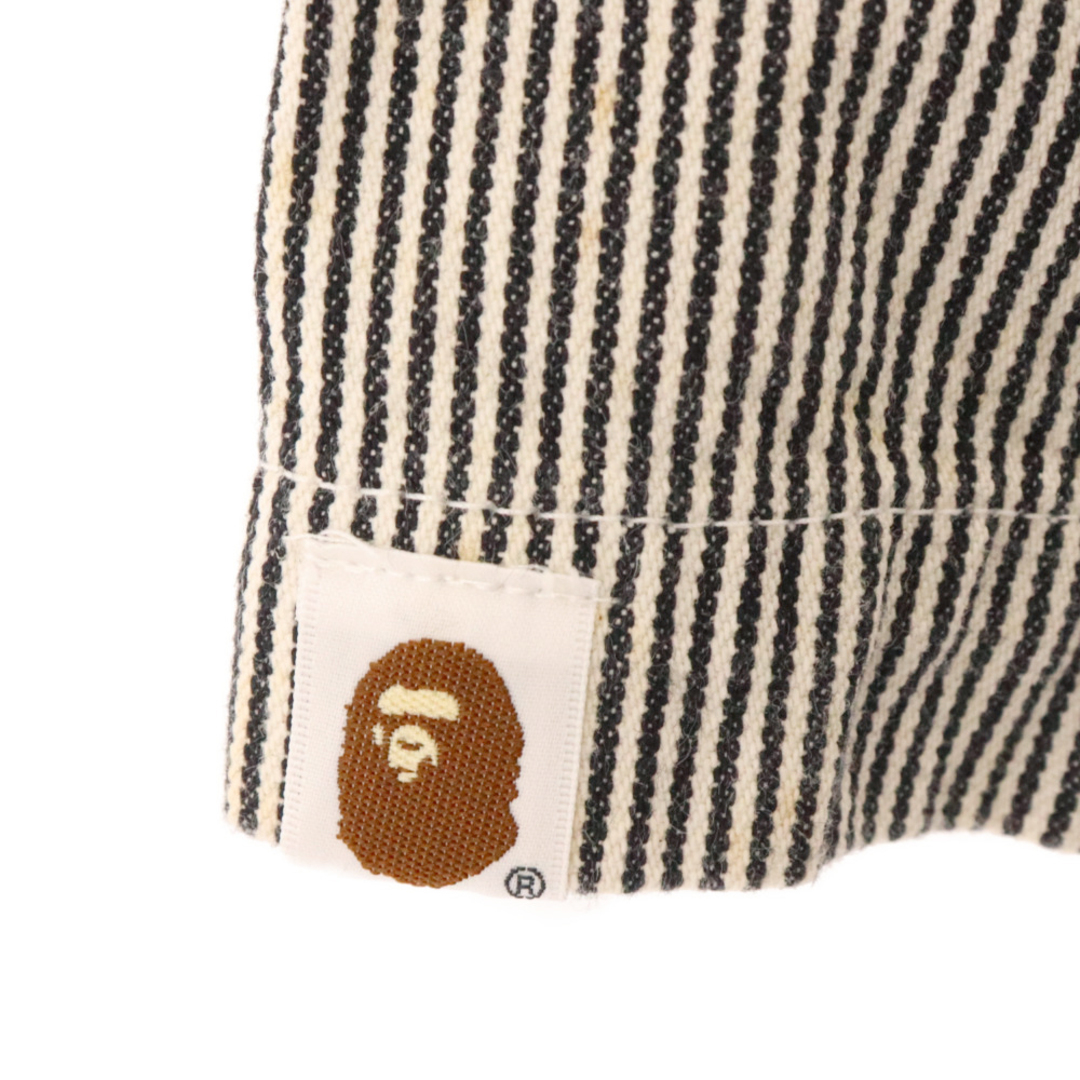 A BATHING APE(アベイシングエイプ)のA BATHING APE アベイシングエイプ ヒッコリー フラップポケット 半袖シャツ ホワイト/ネイビー メンズのトップス(シャツ)の商品写真