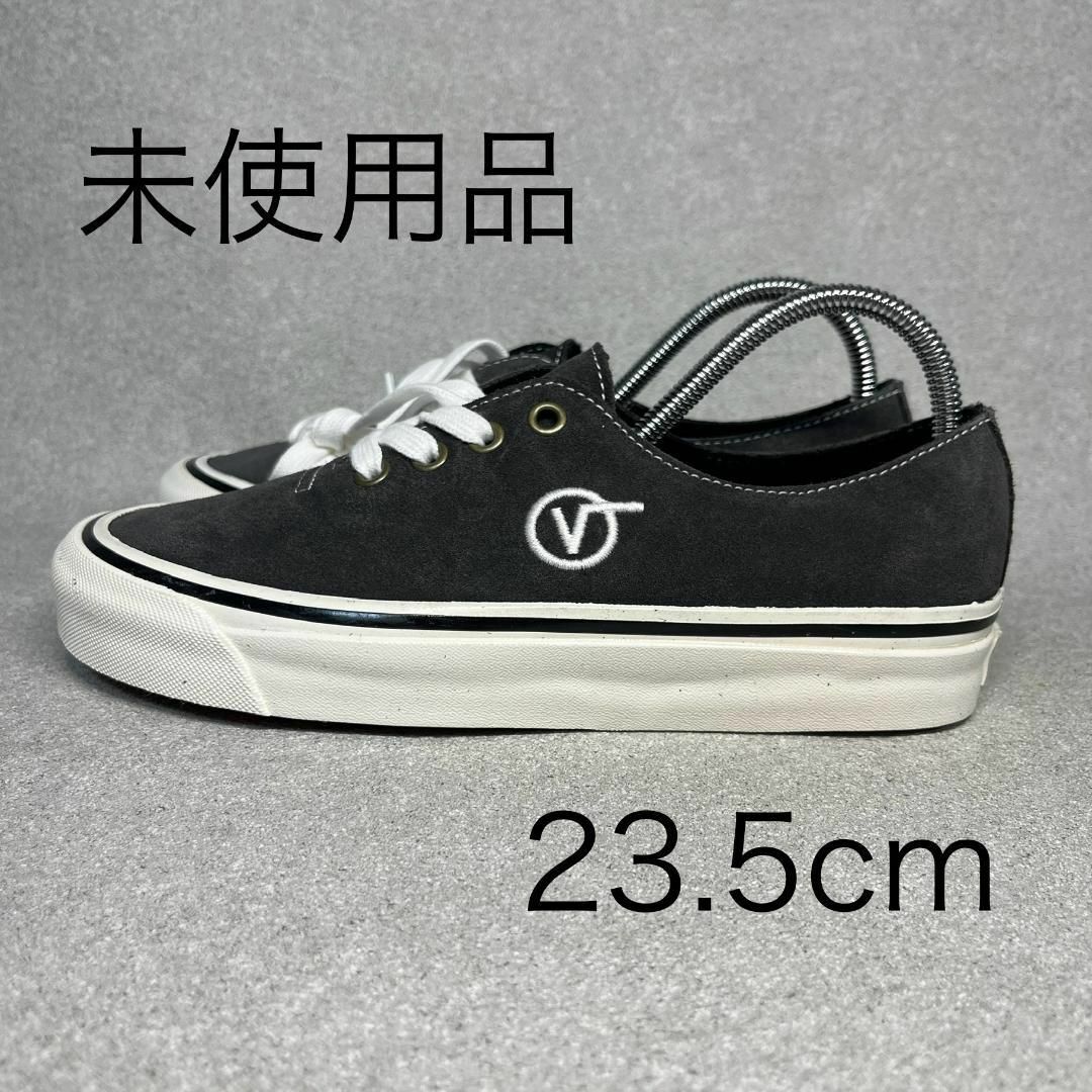 VANS(ヴァンズ)のバンズ オーセンティック アナハイムワンピース 23.5㎝ スエードグレー ♫ レディースの靴/シューズ(スニーカー)の商品写真