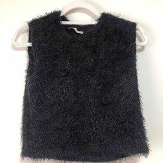 ザラ(ZARA)のZARA 黒　ベスト　ジレ　ファージレ　ファーベスト(ベスト/ジレ)