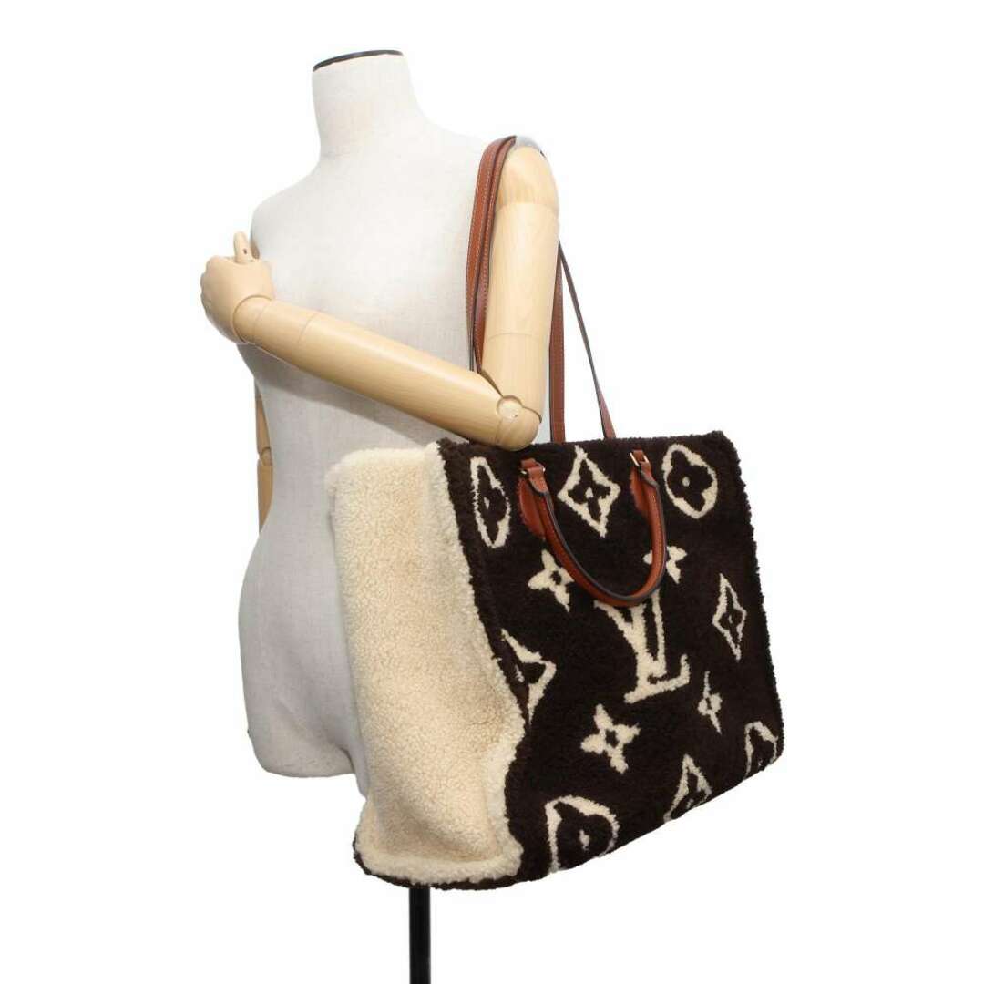 LOUIS VUITTON(ルイヴィトン)のルイヴィトン トートバッグ モノグラム・テディ オンザゴーGM M55420 LOUIS VUITTON ヴィトン  バック レディースのバッグ(トートバッグ)の商品写真