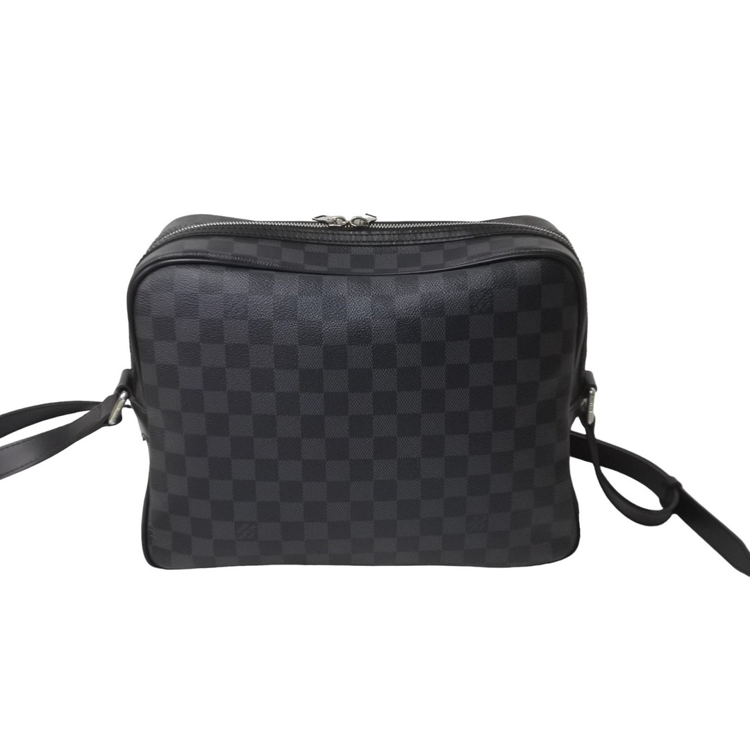 LOUIS VUITTON(ルイヴィトン)の極美品 LOUIS VUITTON ルイヴィトン イオ N45252 ショルダーバッグ ダミエグラフィットキャンバス シルバー金具 中古 62164 レディースのバッグ(ハンドバッグ)の商品写真