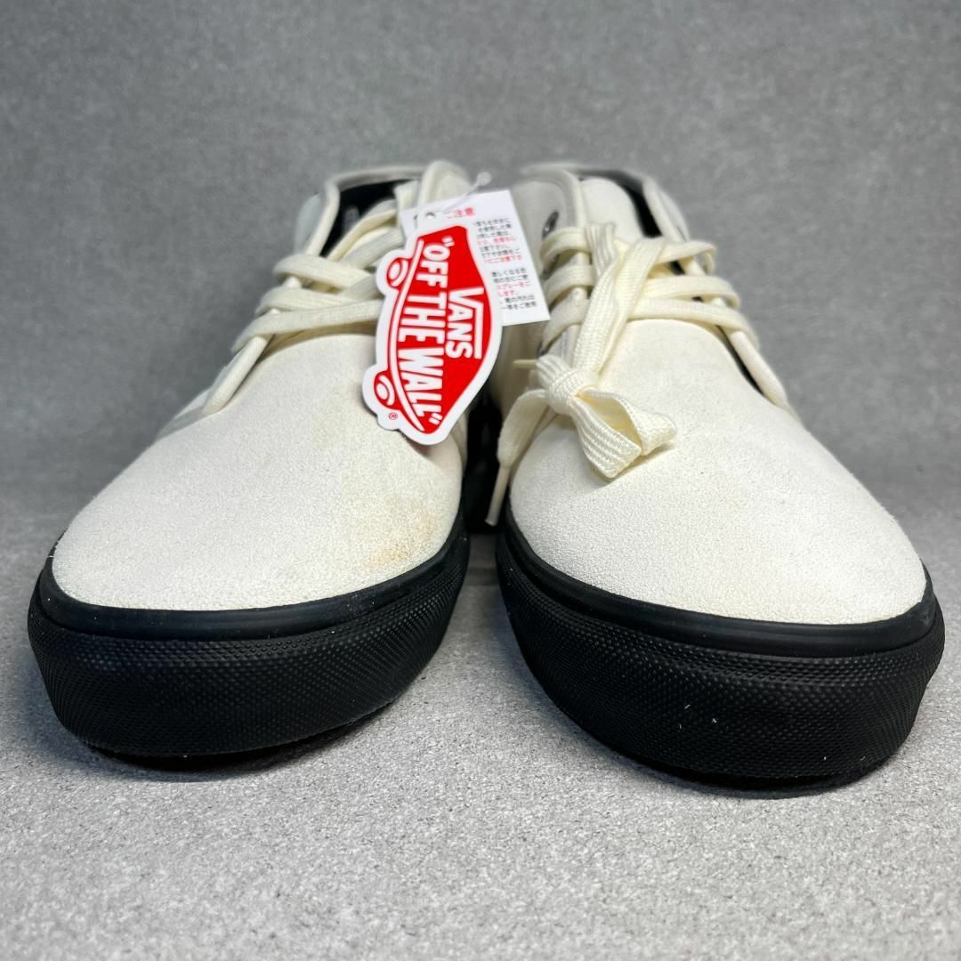 VANS(ヴァンズ)のVANS バンズ チャッカ スニーカー 30cm スエード ホワイト ♫ メンズの靴/シューズ(スニーカー)の商品写真
