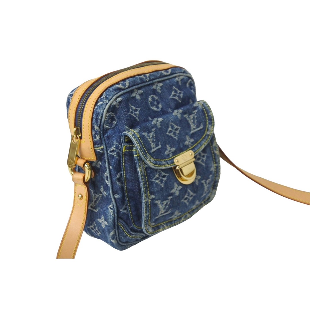 LOUIS VUITTON(ルイヴィトン)の極美品 LOUIS VUITTON ルイ ヴィトン モノグラムデニム カメラバッグ ショルダーバッグ M95348 インディゴ ブルー 中古 62094 レディースのバッグ(ハンドバッグ)の商品写真