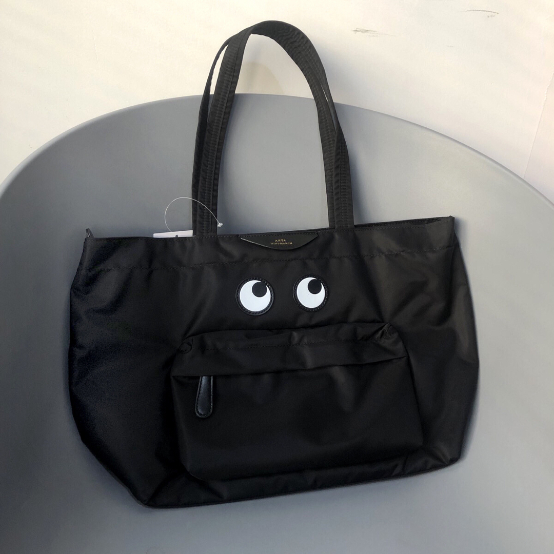 ANYA HINDMARCH(アニヤハインドマーチ)のANYA アニヤハインドマーチ　A4 トートバッグ　カバン ブラック レディースのバッグ(トートバッグ)の商品写真