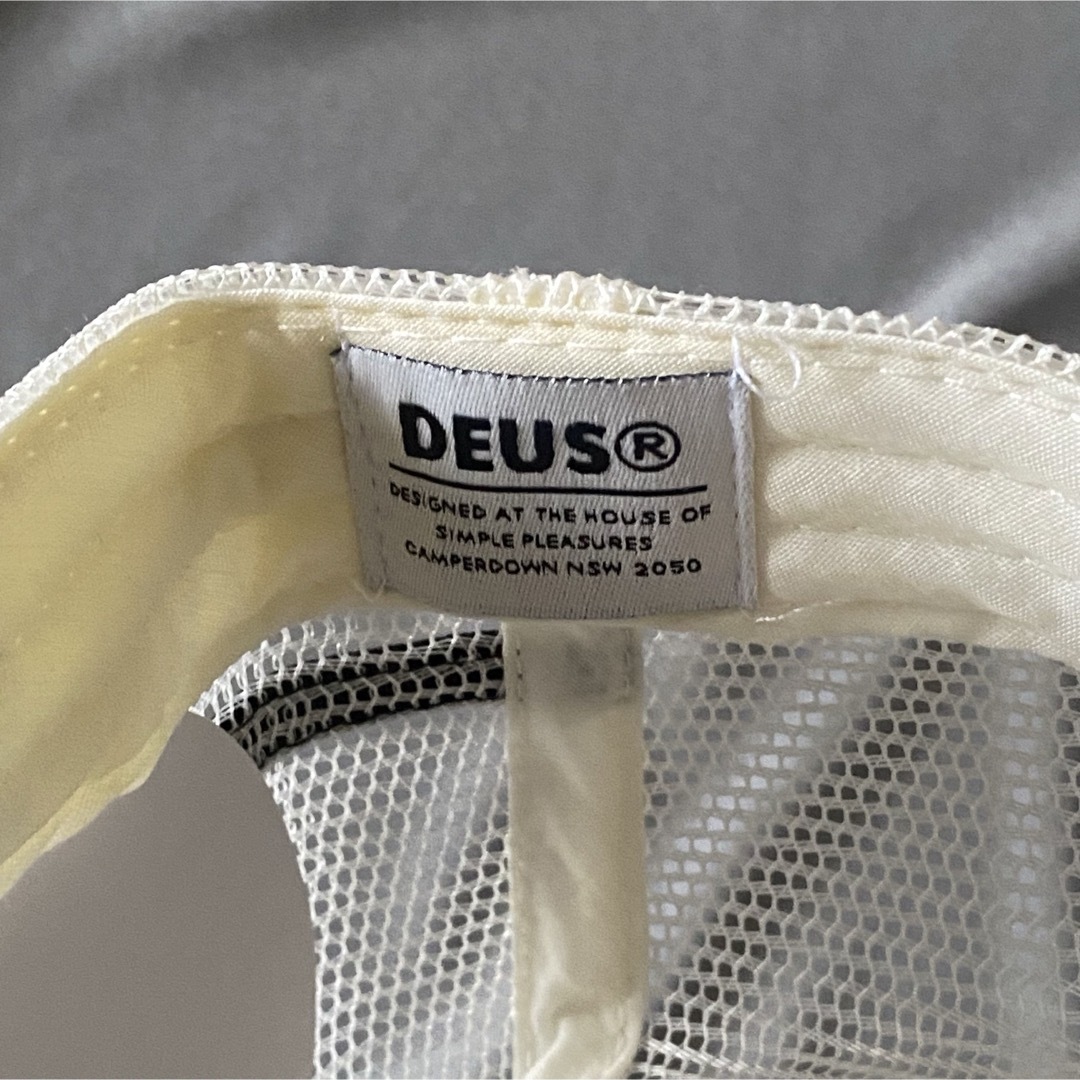 Deus ex Machina(デウスエクスマキナ)の新品 DEUS メッシュキャップ デウス メンズの帽子(キャップ)の商品写真