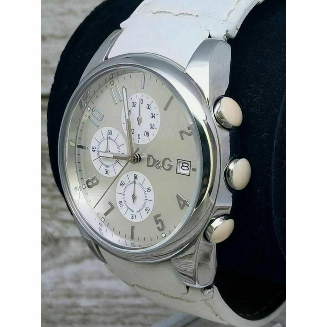 DOLCE&GABBANA(ドルチェアンドガッバーナ)の動作品　ドルチェ＆ガッバーナ　腕時計　ホワイト　メンズレディース　白 メンズの時計(腕時計(アナログ))の商品写真
