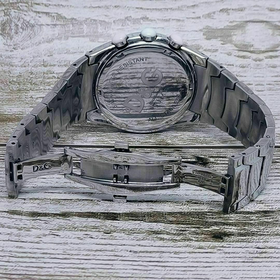 DOLCE&GABBANA(ドルチェアンドガッバーナ)の動作品　DOLCE&GABBANA　腕時計　ドルガバ　ホワイト　白 ステンレス メンズの時計(腕時計(アナログ))の商品写真