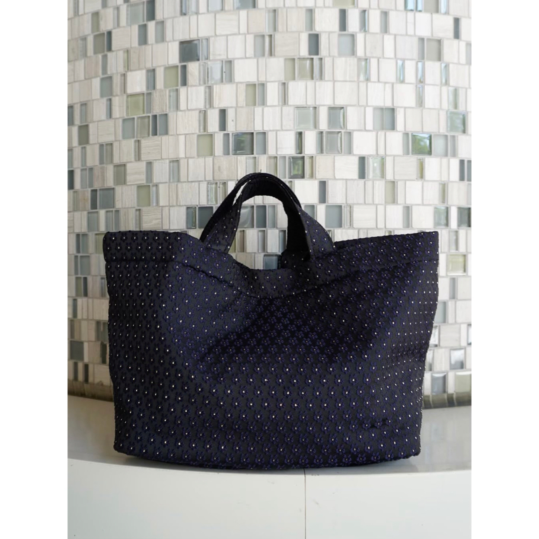 HYEON flower jacquard bag " day " / navy レディースのバッグ(トートバッグ)の商品写真