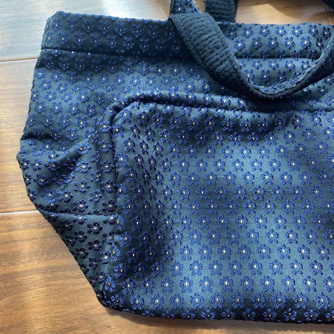 HYEON flower jacquard bag " day " / navy レディースのバッグ(トートバッグ)の商品写真