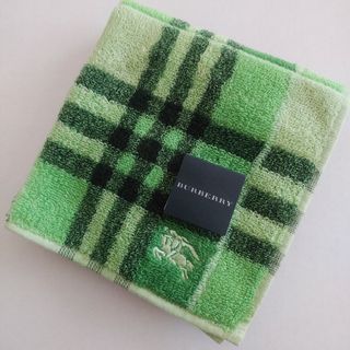 BURBERRY - 新品未使用　バーバリータオルハンカチ