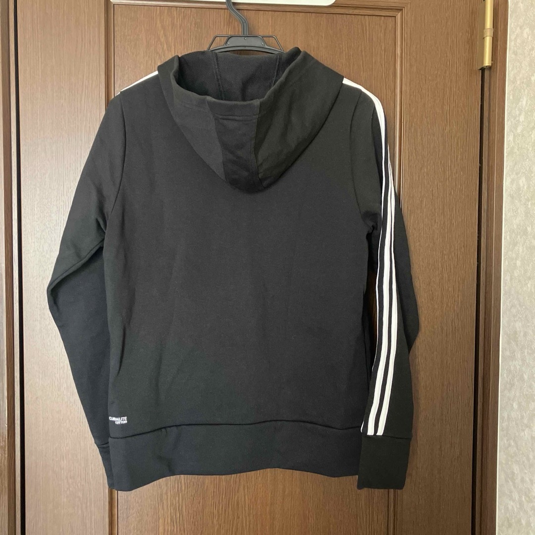 adidas(アディダス)のadidasアディダス レディースパーカー  レディースのトップス(パーカー)の商品写真