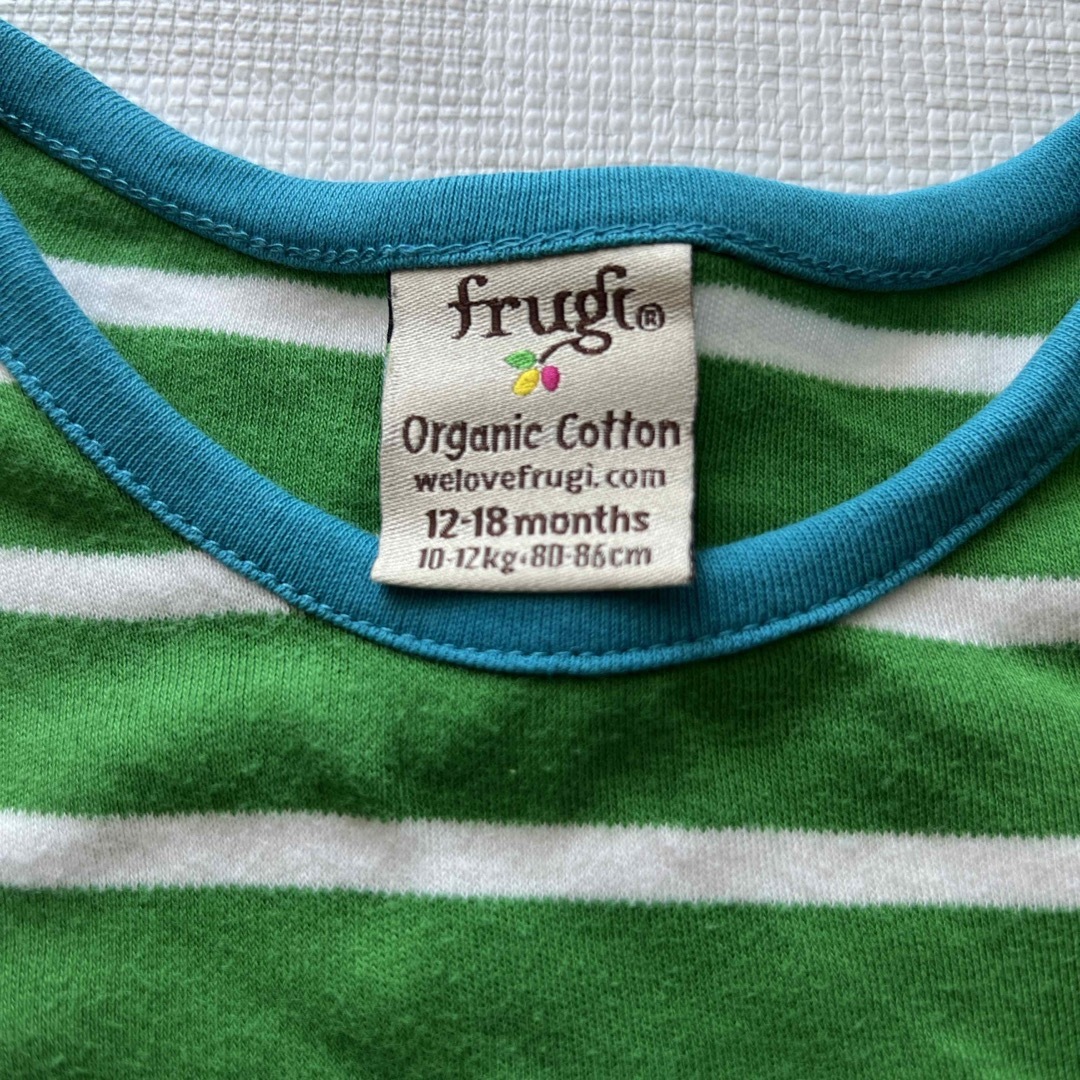 NEXT(ネクスト)のFrugi イギリス　ボーダー車ロンT 12-18M 80-86cm キッズ/ベビー/マタニティのベビー服(~85cm)(シャツ/カットソー)の商品写真