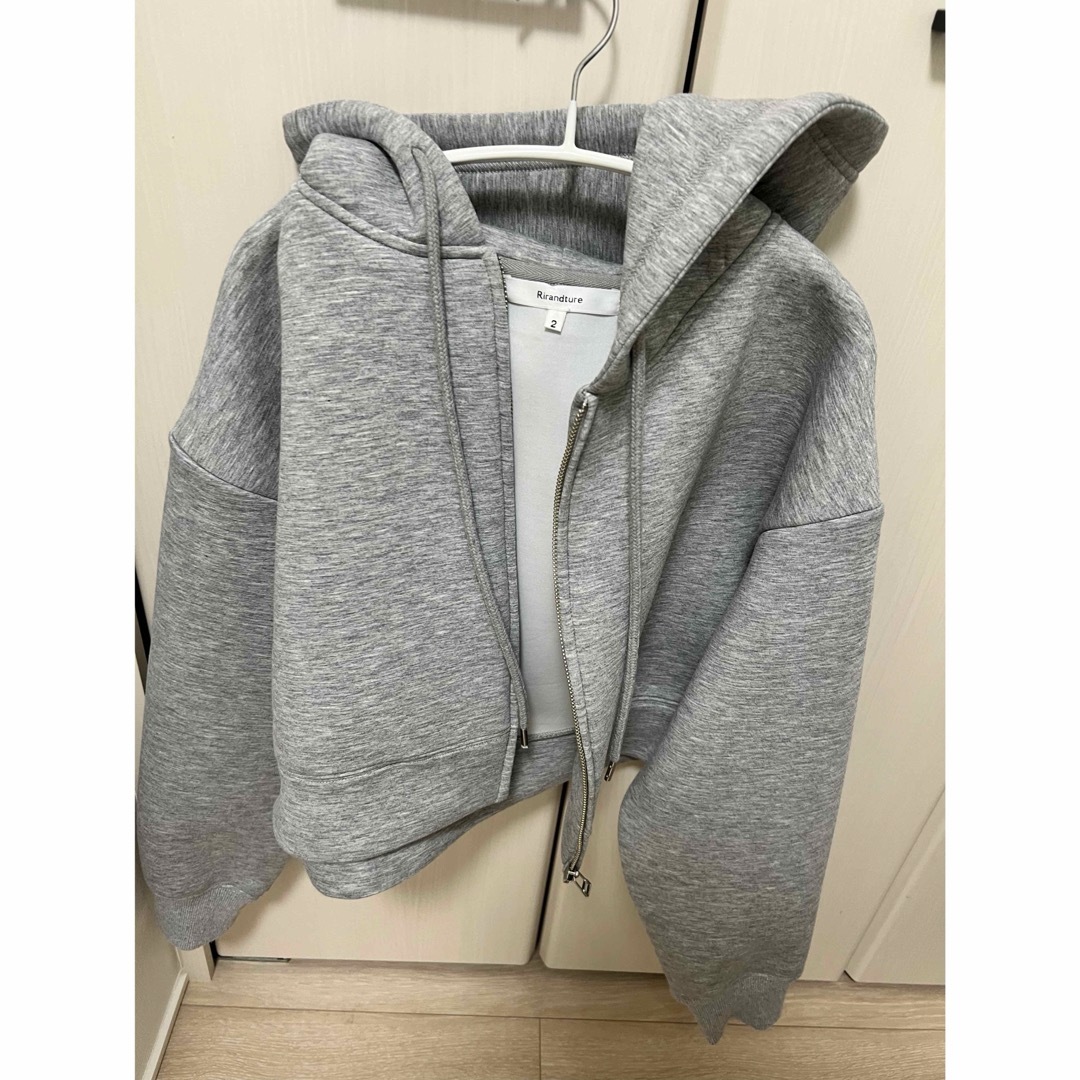 rirandture ジップアップクロップドフーディー rirandture ジップアップクロップドフーディー