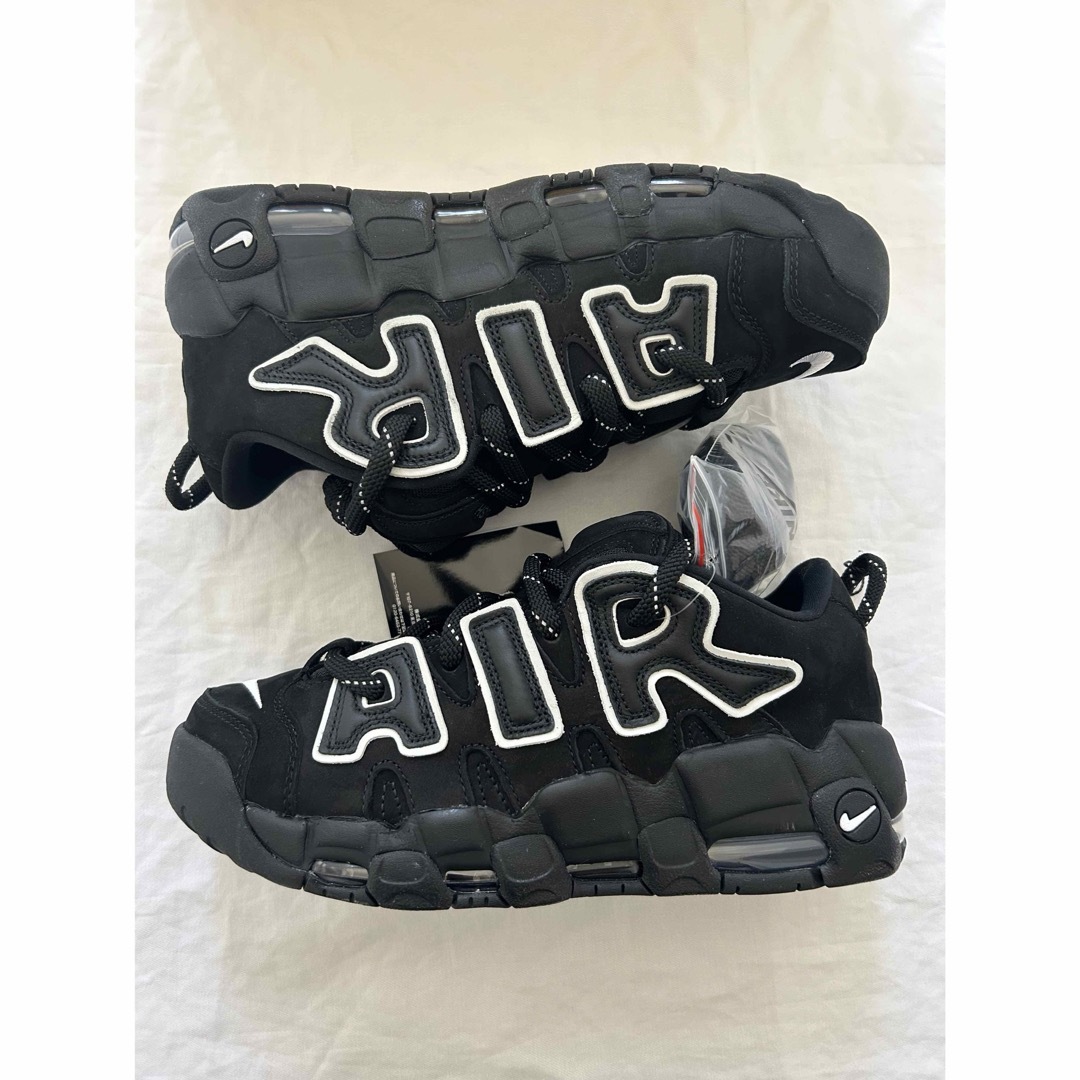 AMBUSH(アンブッシュ)の【送料無料】NIKE AMBUSH × AIR MORE UPTEMPO LOW メンズの靴/シューズ(スニーカー)の商品写真