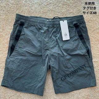 シーピーカンパニー(C.P. Company)の【未使用】C.P Company 水陸両用 ショーツ サイズ48 グレー 希少品(ショートパンツ)