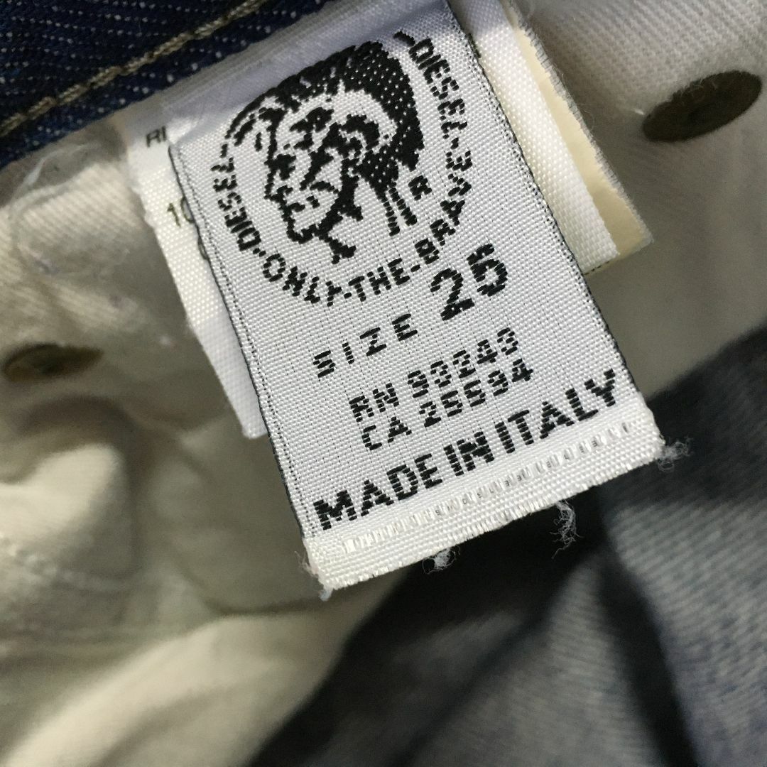 DIESEL(ディーゼル)のイタリア製　DIESEL　デニムパンツ　USED　11169 レディースのパンツ(デニム/ジーンズ)の商品写真