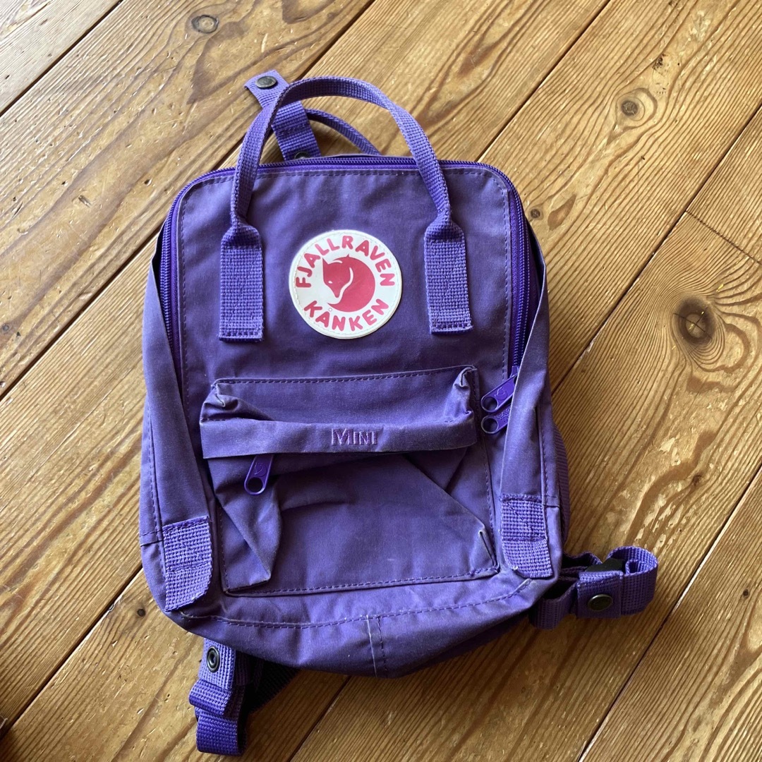 FJALLRAVEN KANKEN(フェールラーベンカンケン)のFJALLRAVEN KANKEN mini リュック キッズ/ベビー/マタニティのこども用バッグ(リュックサック)の商品写真