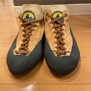 スポルティバ(LA SPORTIVA)のLA SPORTIVA Mythos クライミングシューズ サイズ40(登山用品)