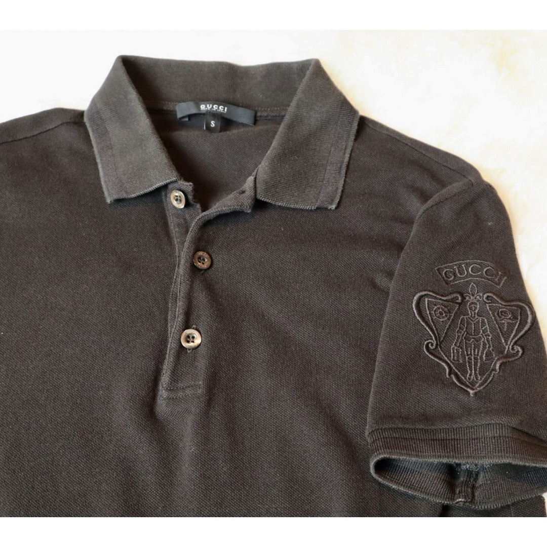 Gucci(グッチ)のGUCCI ポロシャツ　Tシャツ　ロゴ　ビッグロゴ　刺繍　gg柄 美品　高級品 メンズのトップス(ポロシャツ)の商品写真