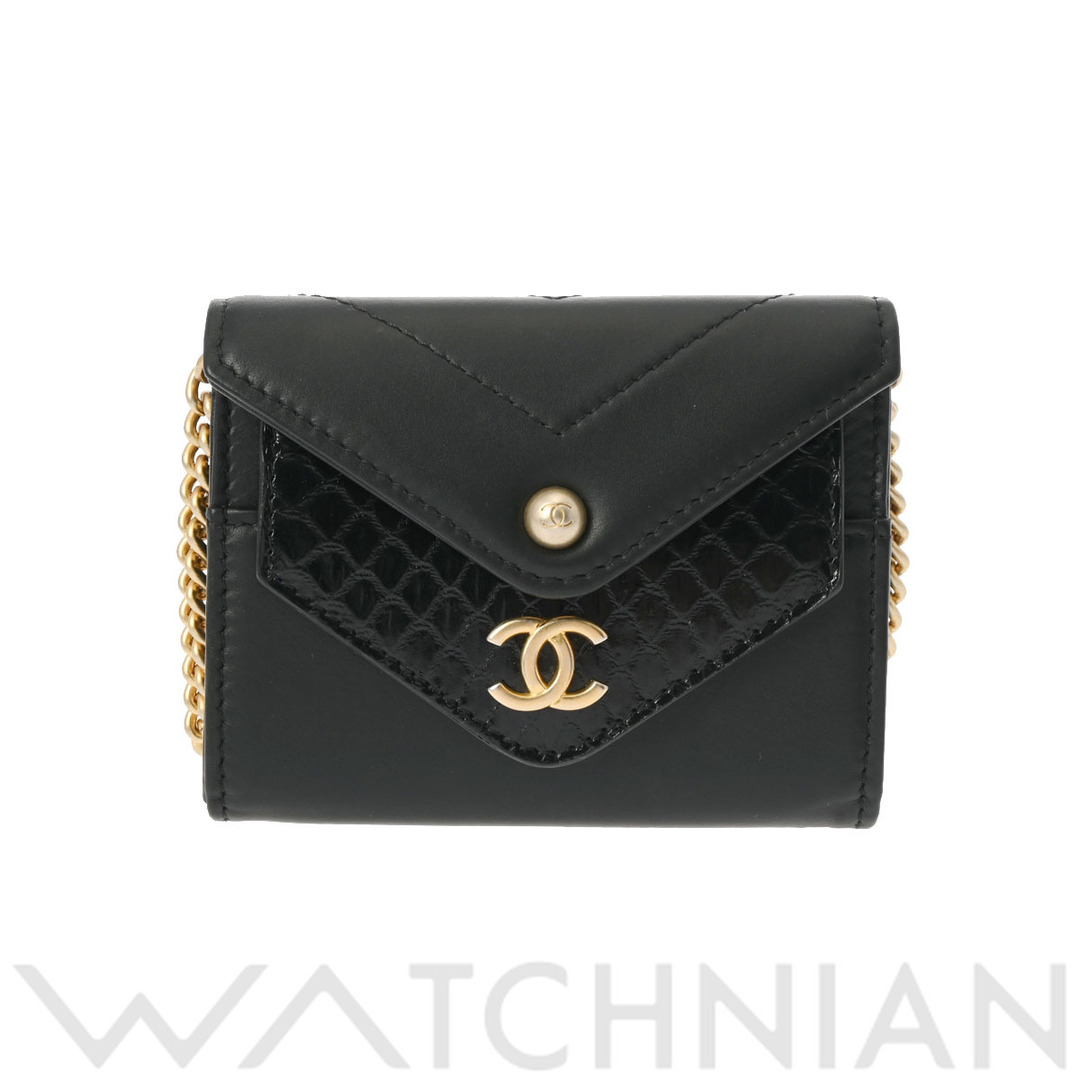 CHANEL(シャネル)の中古 シャネル CHANEL 26番台 レディース チェーンウォレット Vステッチ ブラック /ゴールド金具 パイソン /カーフスキン レディースのバッグ(ショルダーバッグ)の商品写真