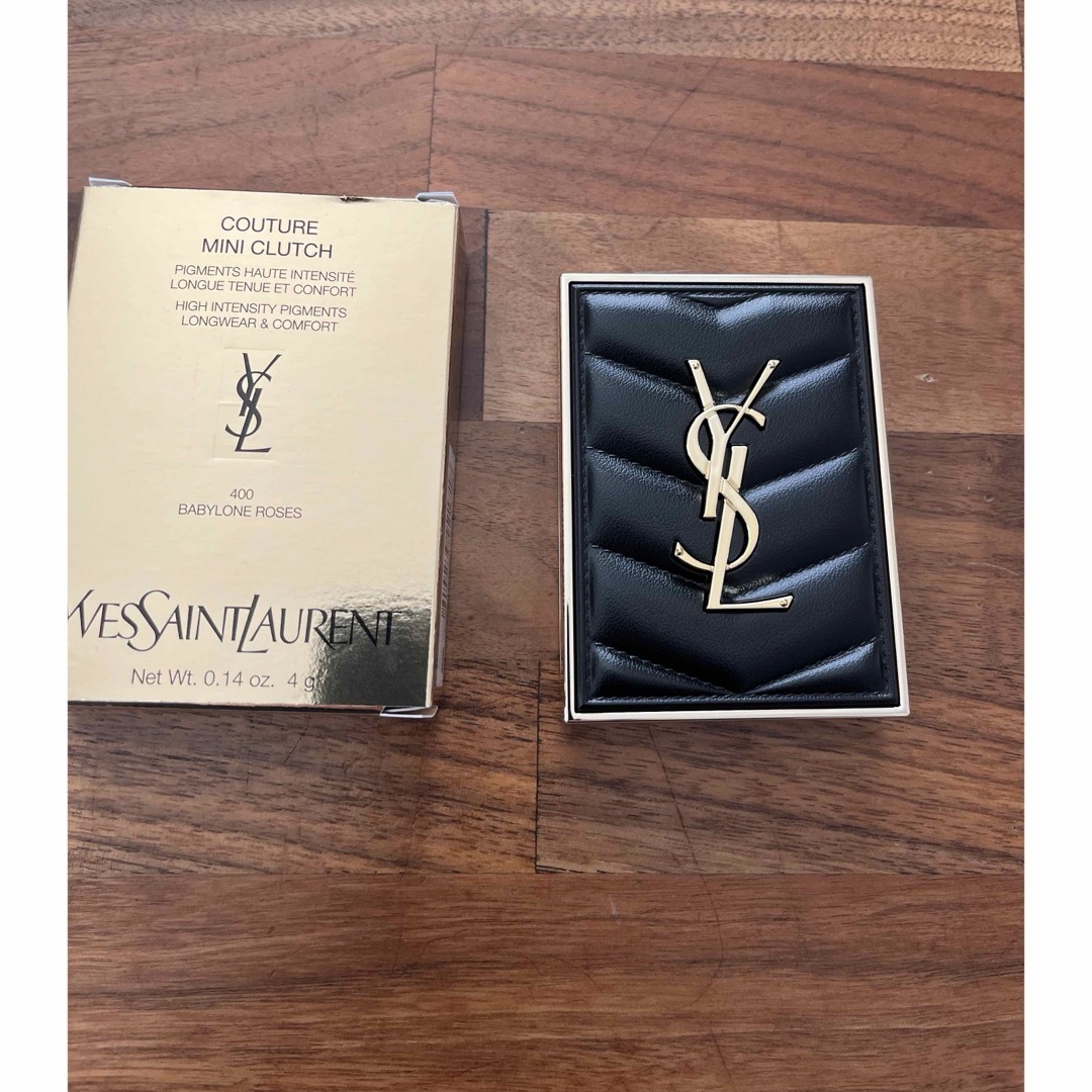 Yves Saint Laurent(イヴサンローラン)のイヴ・サンローラン クチュール ミニ クラッチ No.400 バビロン ローズ コスメ/美容のベースメイク/化粧品(アイシャドウ)の商品写真