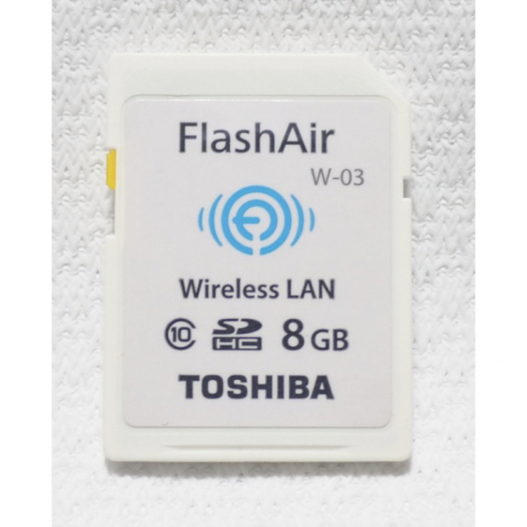 東芝(トウシバ)のTOSHIBA FlashAir W-03 8GB 中古品 スマホ/家電/カメラのPC/タブレット(PC周辺機器)の商品写真