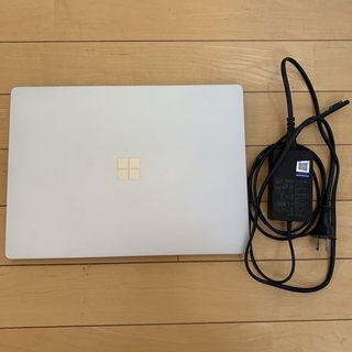 マイクロソフト(Microsoft)のSurface Laptop 2 〔Core i5 8GB SSD128GB〕(ノートPC)