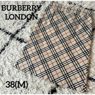 バーバリー(BURBERRY)の【美品】 バーバリーロンドン ノバチェック スカート サイズ38 (ひざ丈スカート)