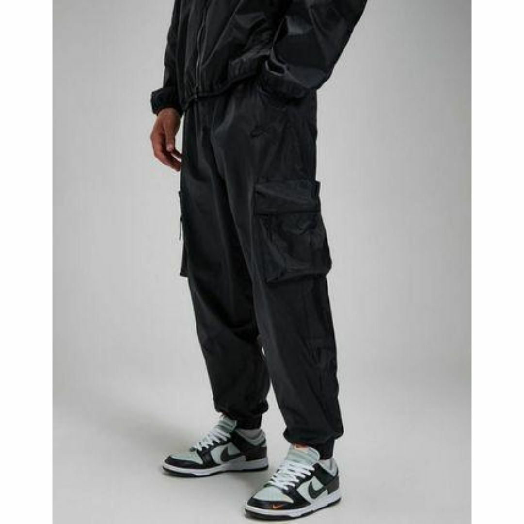 NIKE - S NIKE TECH PACK LINED WOVEN PANTS 黒 新品の通販 by 値下げ不可 正規品のみ取り扱い auro| ナイキならラクマ NIKE - S NIKE TECH PACK LINED WOVEN PANTS 黒 新品の通販 by 値下げ不可 正規品のみ取り扱い auro| ナイキならラクマ