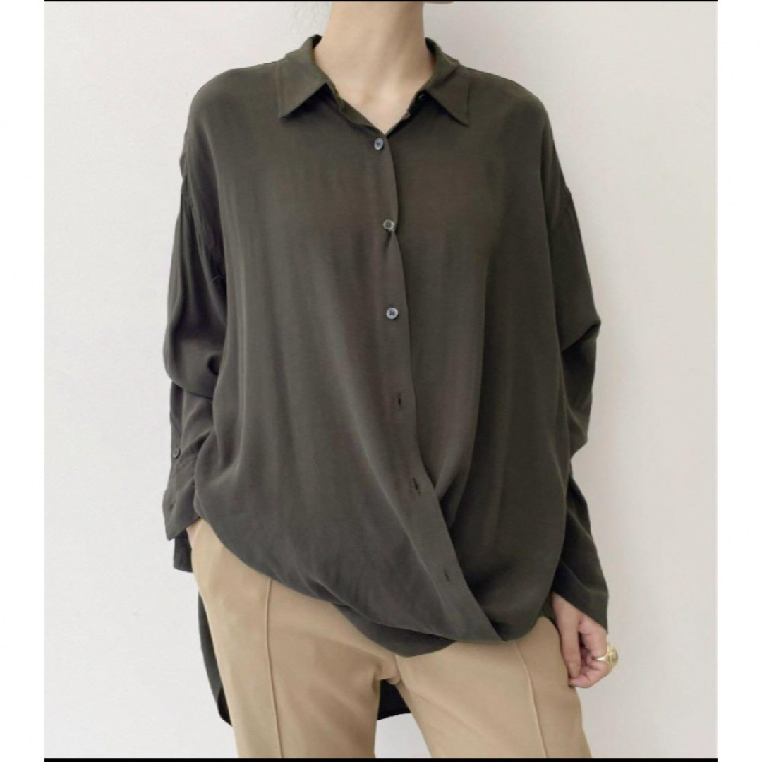 L'Appartement DEUXIEME CLASSE(アパルトモンドゥーズィエムクラス)のL'Appartement Col Pierrot 2Way Shirts レディースのトップス(シャツ/ブラウス(長袖/七分))の商品写真