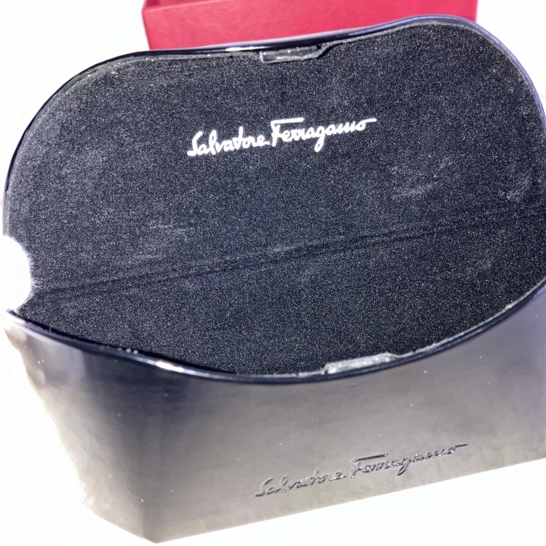 Salvatore Ferragamo(サルヴァトーレフェラガモ)のSalvatore Ferragamo メガネ レディースのファッション小物(サングラス/メガネ)の商品写真