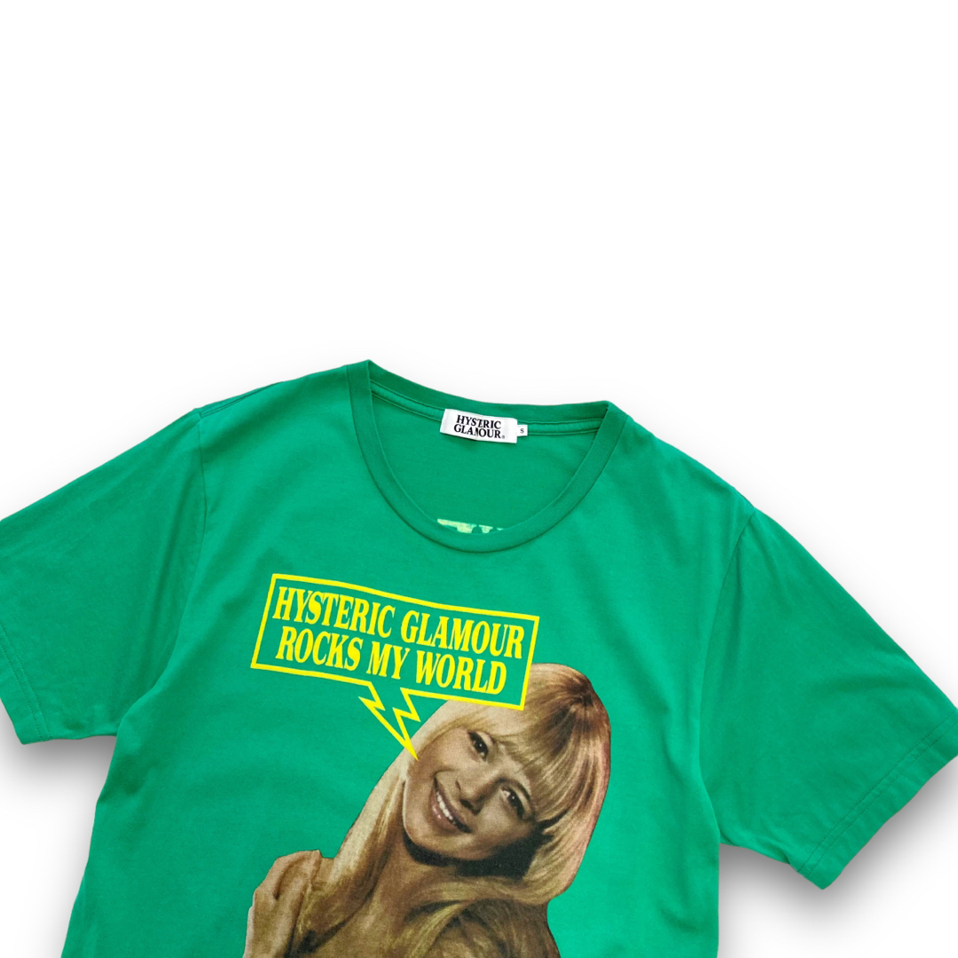 HYSTERIC GLAMOUR(ヒステリックグラマー)の【HYSTERIC GLAMOUR】ヒステリックグラマー プリントTシャツ 緑 メンズのトップス(Tシャツ/カットソー(半袖/袖なし))の商品写真
