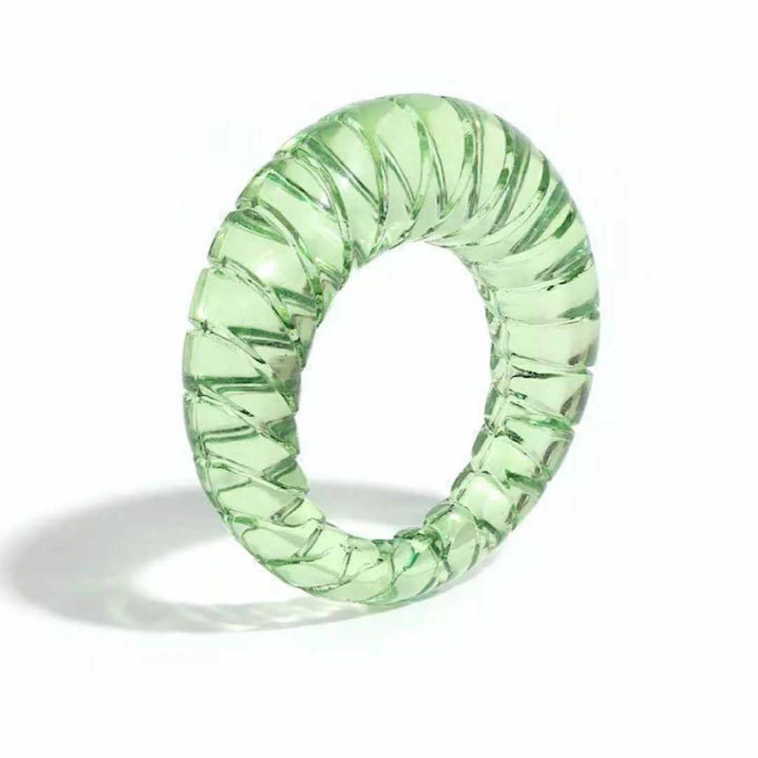 大好評リング！【1点のみ】北米で流行中♡アクリルリング♡指輪 レディースのアクセサリー(リング(指輪))の商品写真